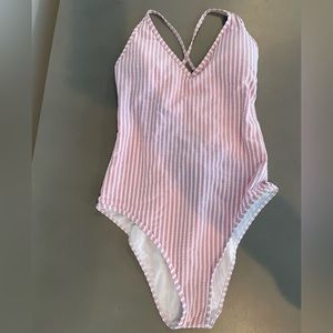 Abercrombie & Fitch Searsucker one piece Size medium
